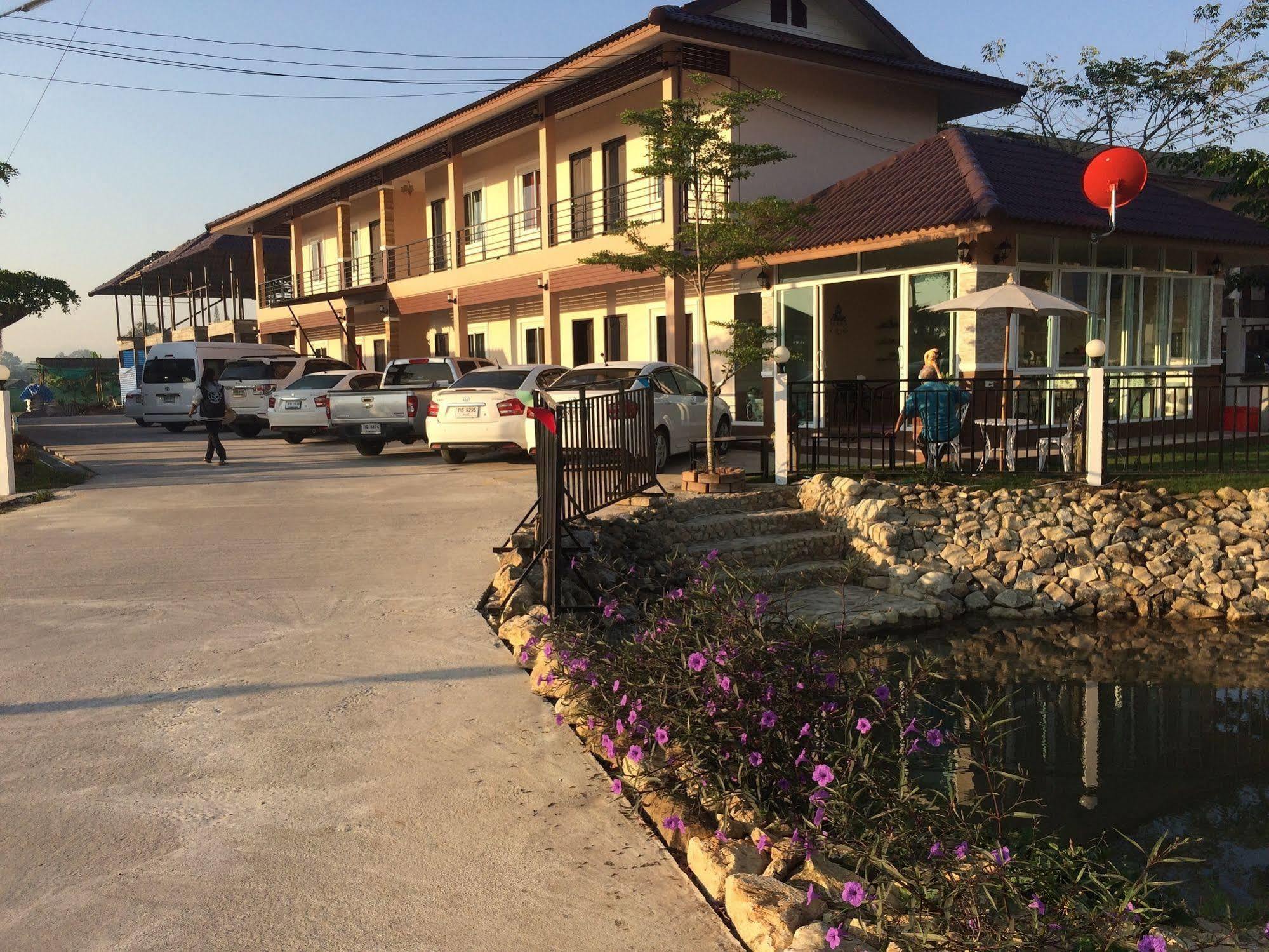 Thana Ville Resort Mae Sot Exterior photo