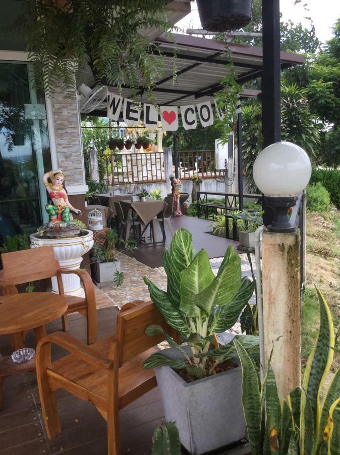 Thana Ville Resort Mae Sot Exterior photo